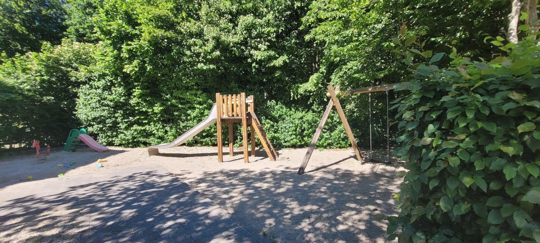 Predaj bytu 3-izbový 70 m², Fichtenweg 8, Kirchseeon, Bavorsko Predaj bytu 3-izbový 70 m², Fichtenweg 8, Kirchseeon, Bavorsko