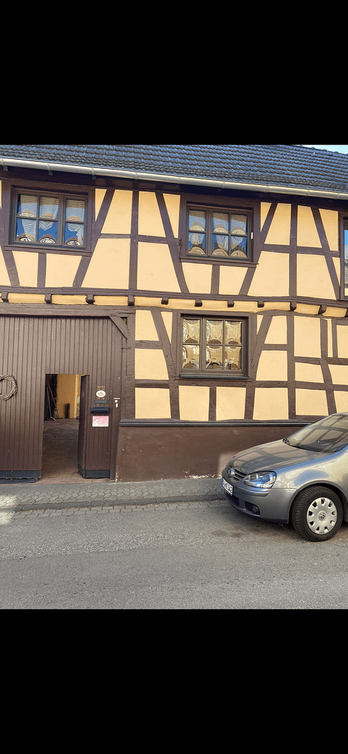 Predaj domu 85 m², pozemok 1.213 m², Grafschaft, Porýnie-Falcko Predaj domu 85 m², pozemok 1.213 m², Grafschaft, Porýnie-Falcko