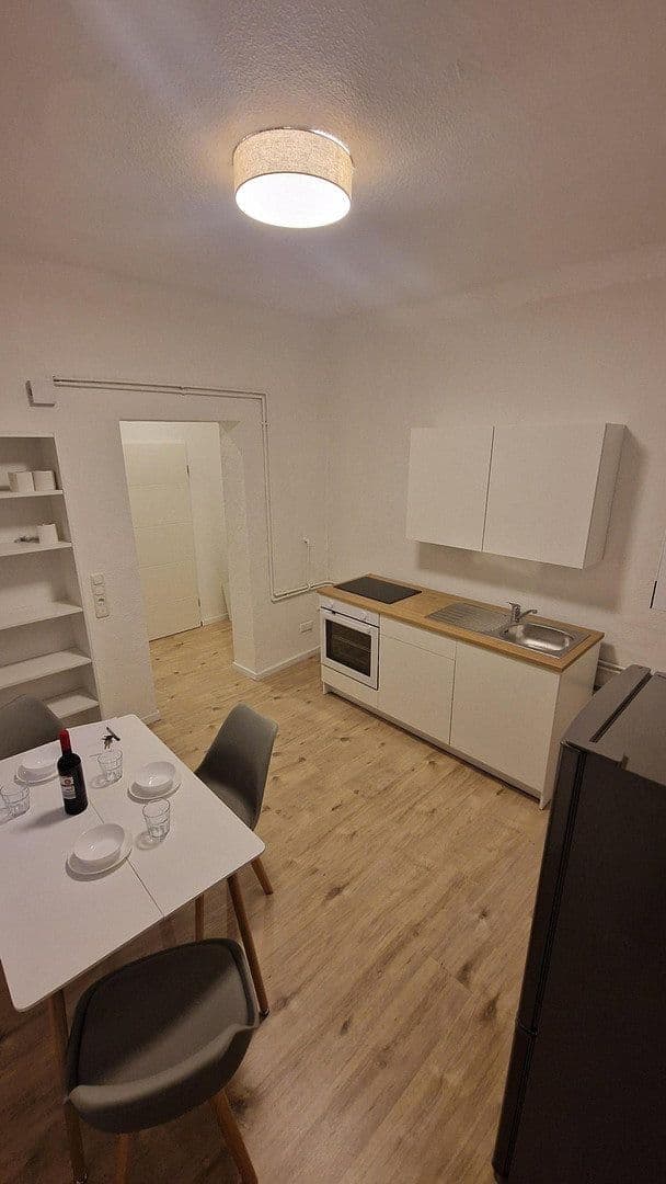 Prenájom bytu 2-izbový 27 m², Aachen, Severné Porýnie - Westfálsko Prenájom bytu 2-izbový 27 m², Aachen, Severné Porýnie - Westfálsko
