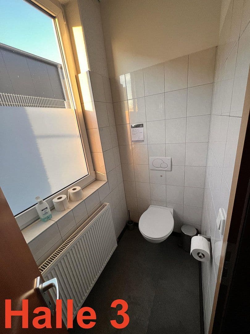 Prenájom nebytového priestoru 336 m², Boschstrasse 12, Rheinbach, Severné Porýnie - Westfálsko Prenájom nebytového priestoru 336 m², Boschstrasse 12, Rheinbach, Severné Porýnie - Westfálsko