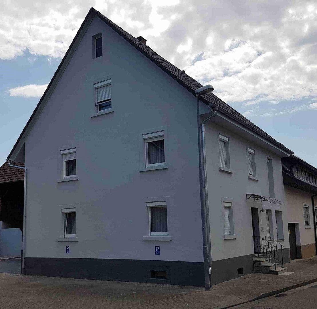 Prenájom bytu 1-izbový 35 m², Kappel-Grafenhausen, Bádensko-Wurttembersko Prenájom bytu 1-izbový 35 m², Kappel-Grafenhausen, Bádensko-Wurttembersko