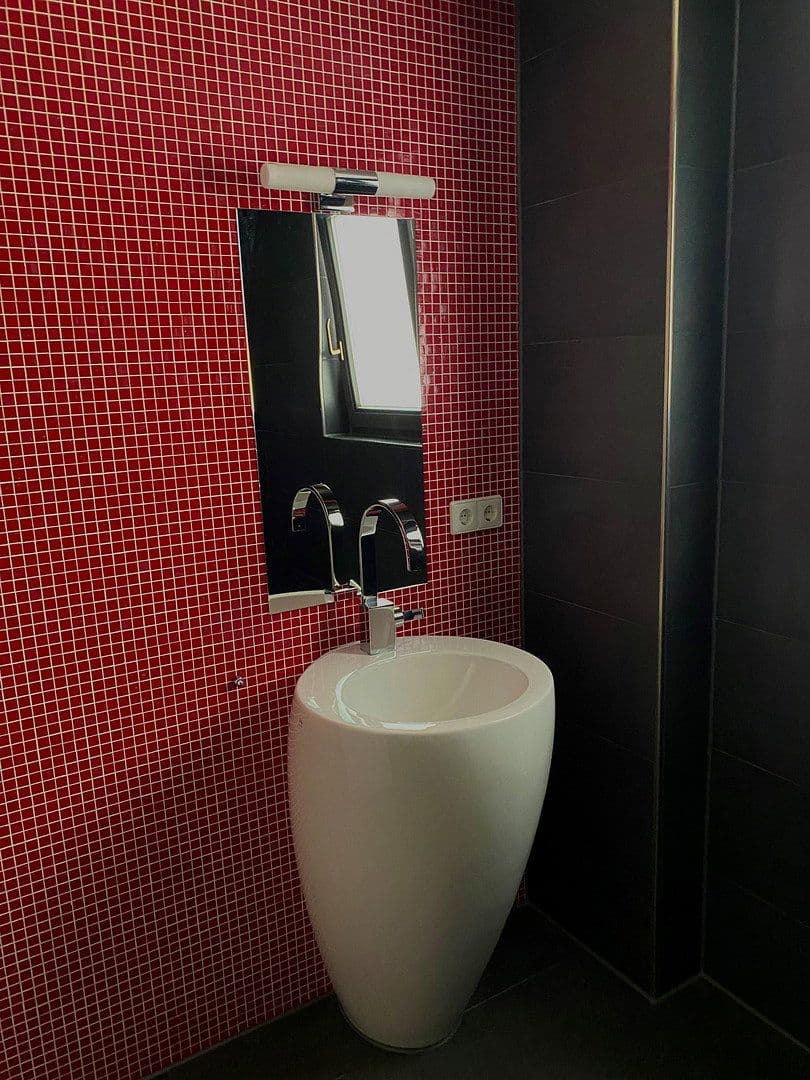 Predaj domu 300 m², pozemok 2.450 m², Affalterbach, Bádensko-Wurttembersko Predaj domu 300 m², pozemok 2.450 m², Affalterbach, Bádensko-Wurttembersko