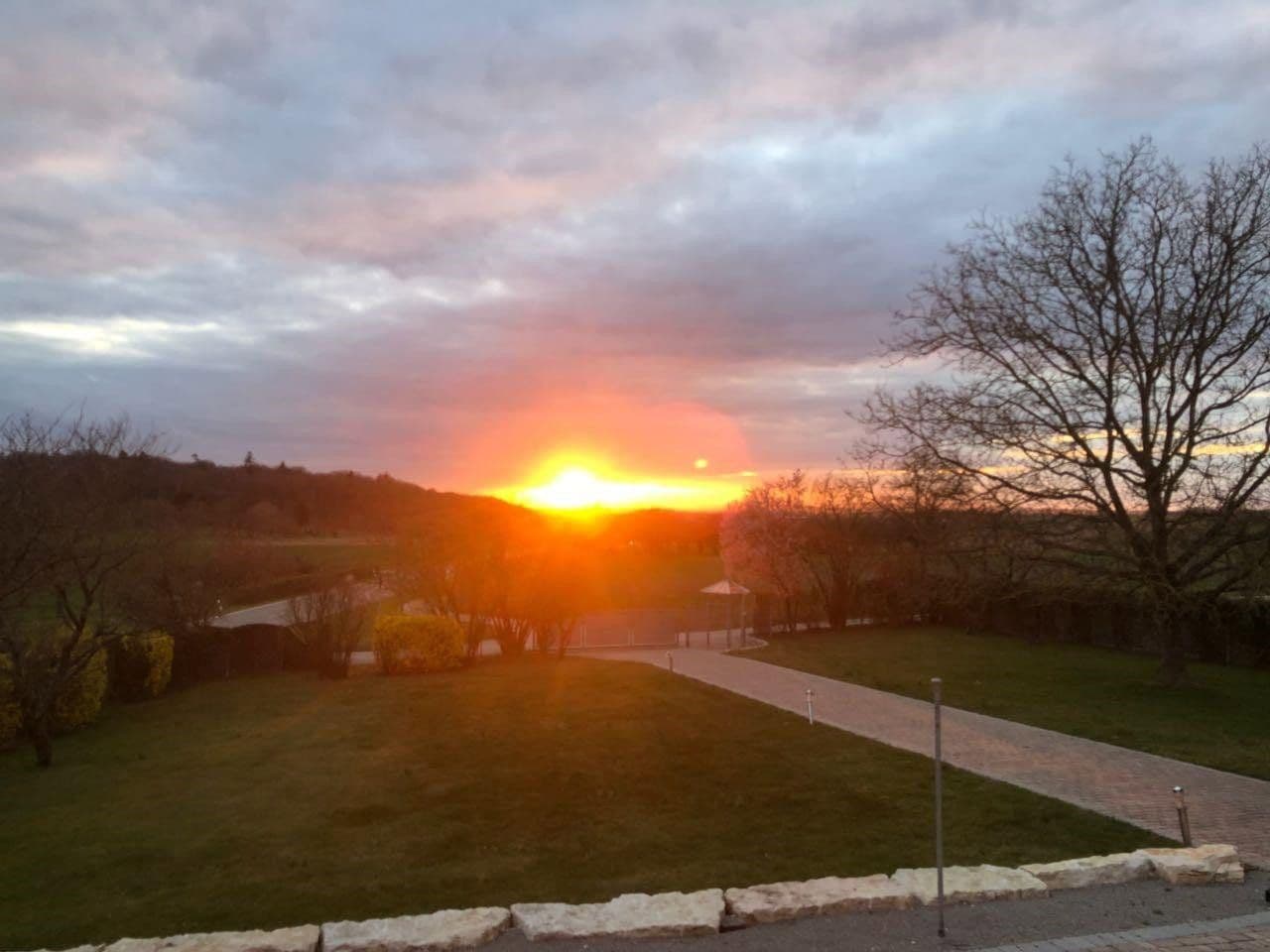 Predaj domu 300 m², pozemok 2.450 m², Affalterbach, Bádensko-Wurttembersko Predaj domu 300 m², pozemok 2.450 m², Affalterbach, Bádensko-Wurttembersko