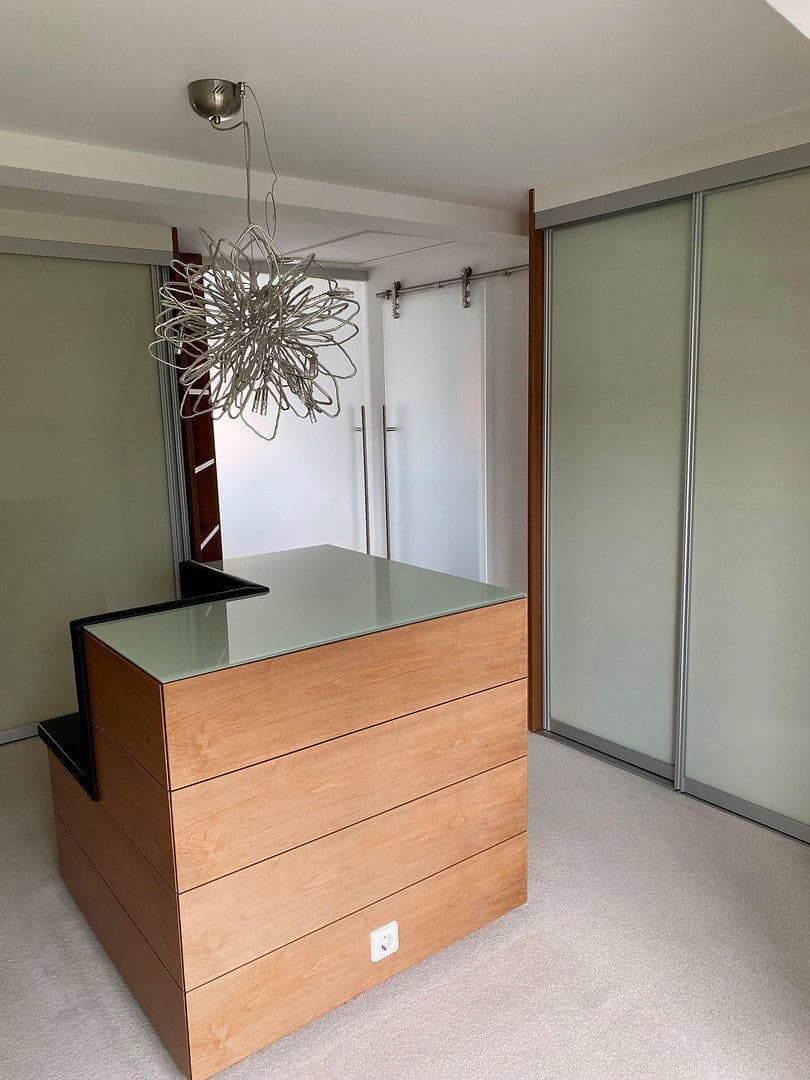 Predaj domu 300 m², pozemok 2.450 m², Affalterbach, Bádensko-Wurttembersko Predaj domu 300 m², pozemok 2.450 m², Affalterbach, Bádensko-Wurttembersko