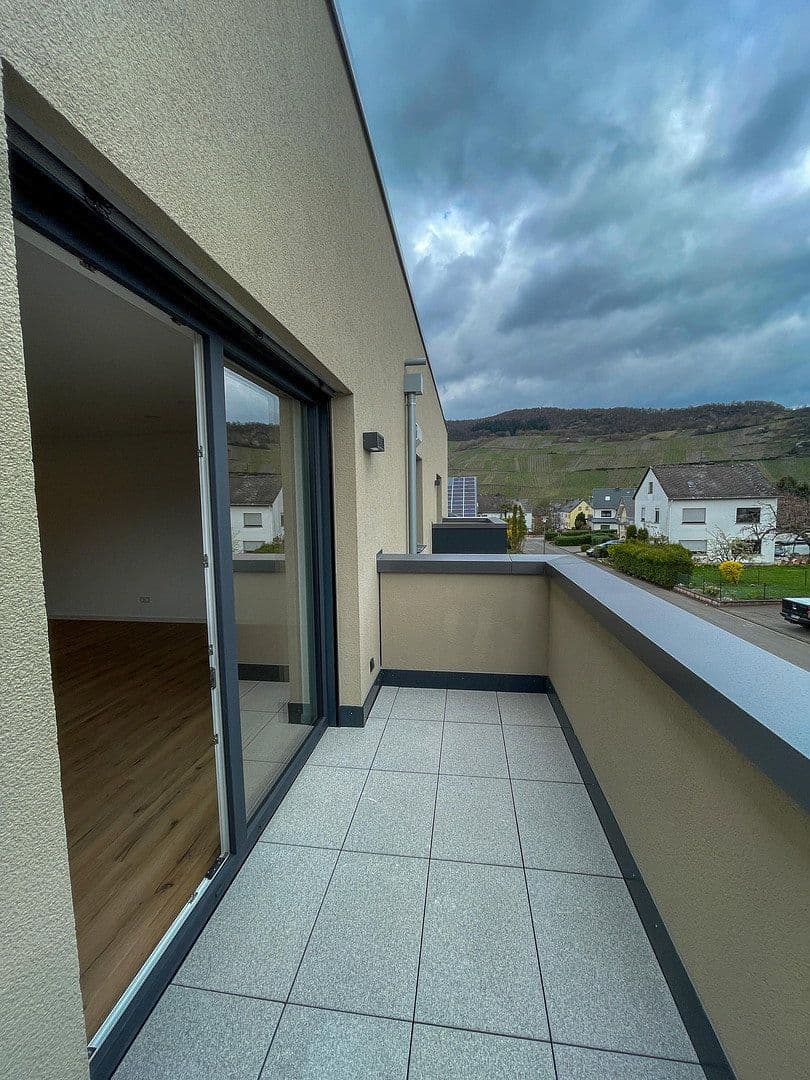 Prenájom bytu 1-izbový 62 m², Piesport, Porýnie-Falcko Prenájom bytu 1-izbový 62 m², Piesport, Porýnie-Falcko