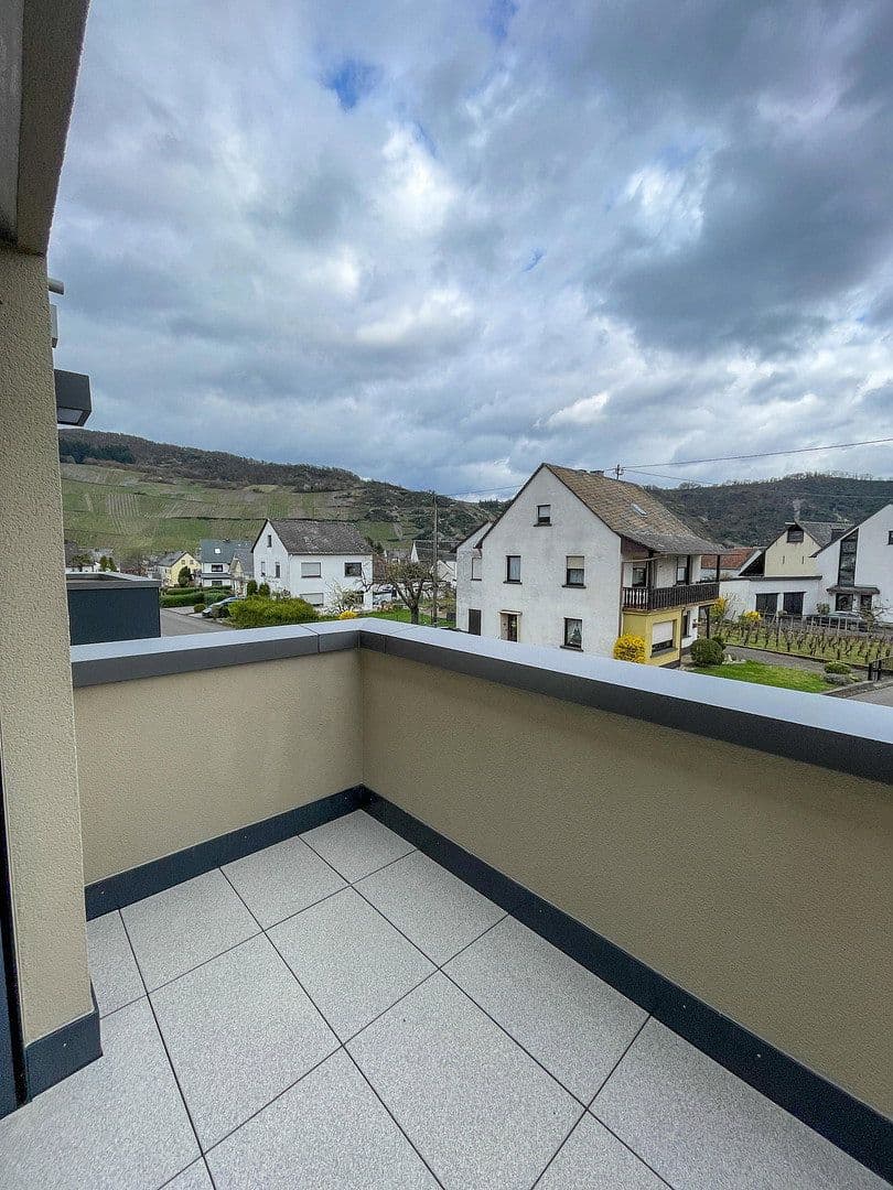 Prenájom bytu 1-izbový 62 m², Piesport, Porýnie-Falcko Prenájom bytu 1-izbový 62 m², Piesport, Porýnie-Falcko