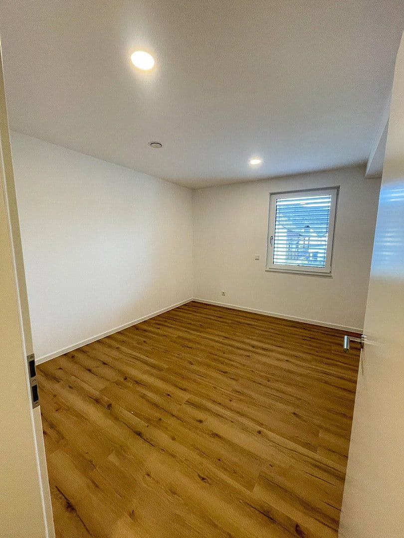 Prenájom bytu 1-izbový 62 m², Piesport, Porýnie-Falcko Prenájom bytu 1-izbový 62 m², Piesport, Porýnie-Falcko