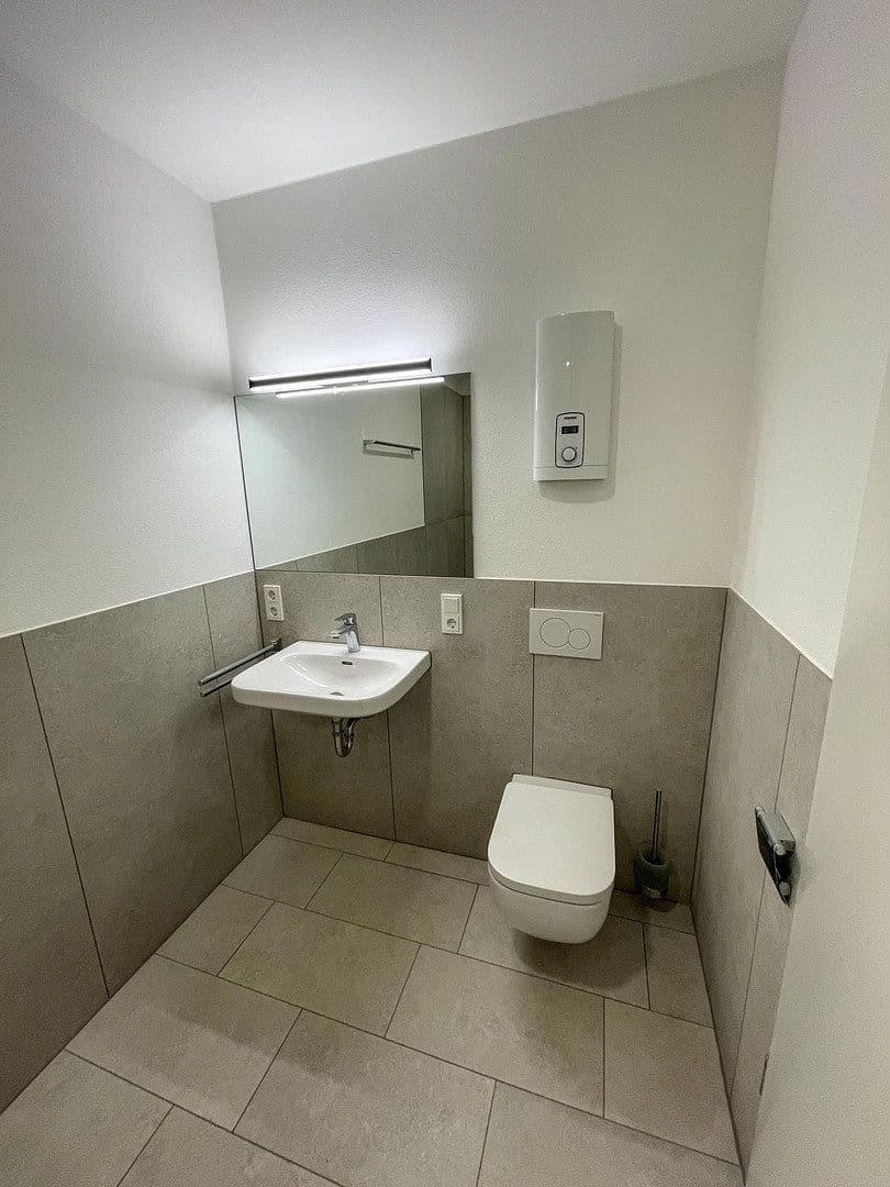 Prenájom bytu 1-izbový 62 m², Piesport, Porýnie-Falcko Prenájom bytu 1-izbový 62 m², Piesport, Porýnie-Falcko