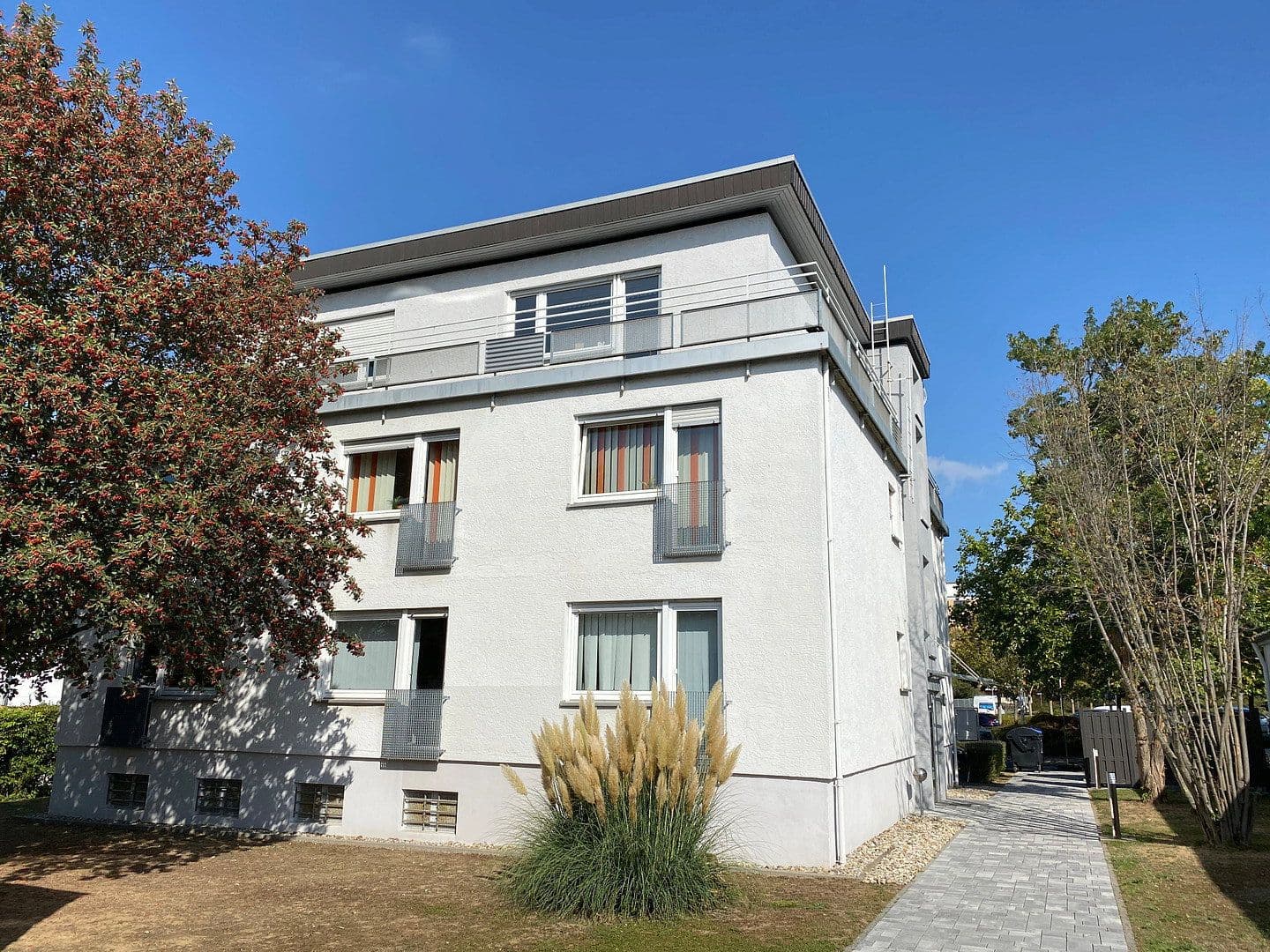 Prenájom kancelárie 170 m², Siemensstraße 9, Wiesbaden, Hesensko Prenájom kancelárie 170 m², Siemensstraße 9, Wiesbaden, Hesensko