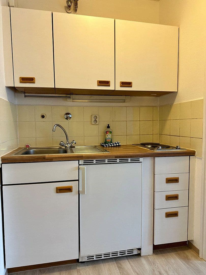 Prenájom bytu 1-izbový 25 m², Kirchseeonerstraße 1, München-Ramersdorf, München, Bavorsko Prenájom bytu 1-izbový 25 m², Kirchseeonerstraße 1, München-Ramersdorf, München, Bavorsko