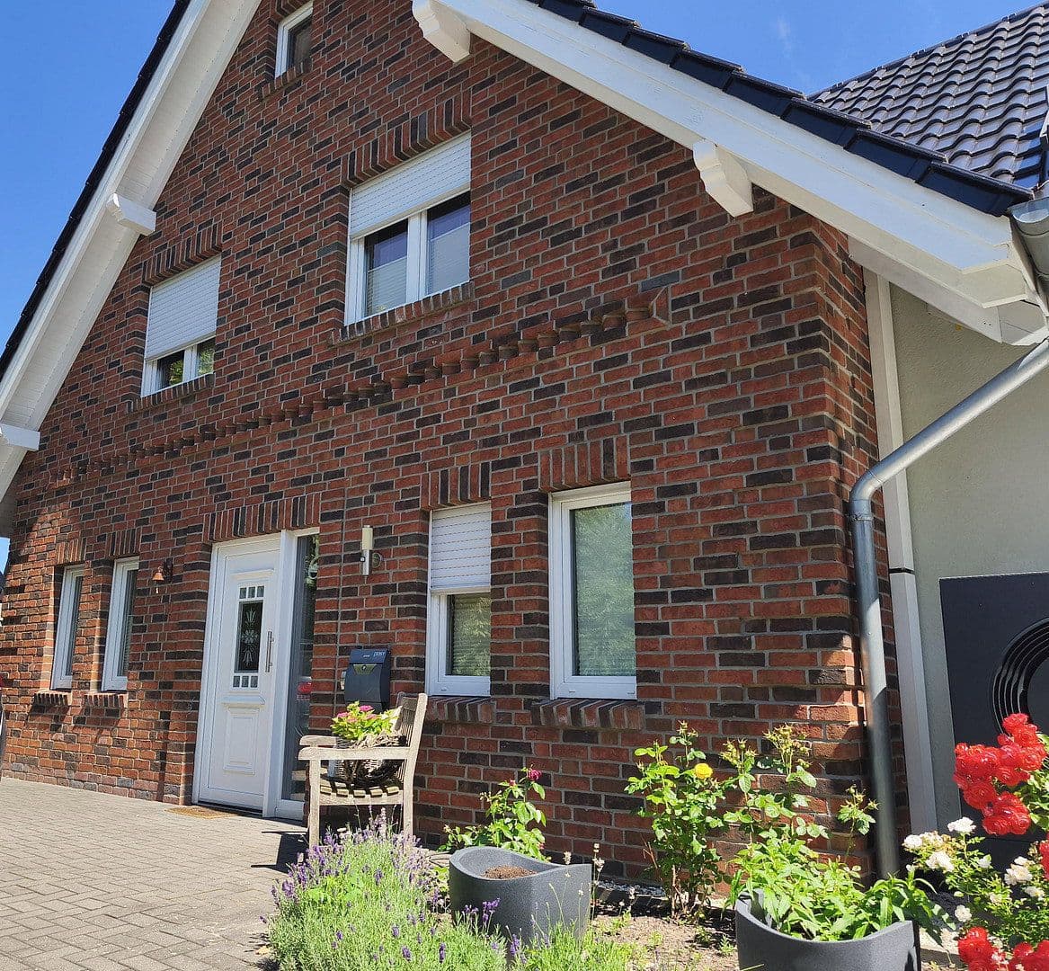 Prenájom domu 145 m², pozemok 300 m², Kuhnts Busch 11, Neuenkirchen, Severné Porýnie - Westfálsko Prenájom domu 145 m², pozemok 300 m², Kuhnts Busch 11, Neuenkirchen, Severné Porýnie - Westfálsko