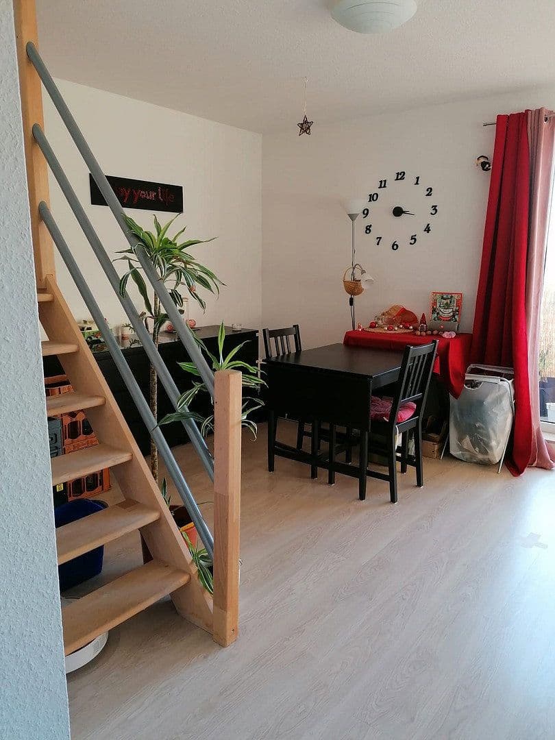 Prenájom bytu 3-izbový 82 m², Jahnstr. 59 B, Neuhofen, Porýnie-Falcko Prenájom bytu 3-izbový 82 m², Jahnstr. 59 B, Neuhofen, Porýnie-Falcko