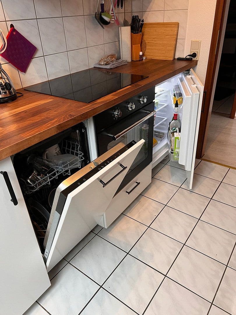Prenájom bytu 3-izbový 82 m², Jahnstr. 59 B, Neuhofen, Porýnie-Falcko Prenájom bytu 3-izbový 82 m², Jahnstr. 59 B, Neuhofen, Porýnie-Falcko