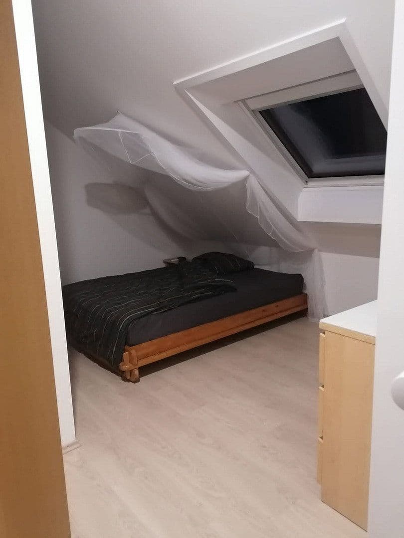 Prenájom bytu 3-izbový 82 m², Jahnstr. 59 B, Neuhofen, Porýnie-Falcko Prenájom bytu 3-izbový 82 m², Jahnstr. 59 B, Neuhofen, Porýnie-Falcko