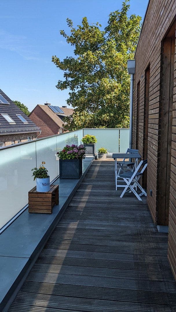 Prenájom bytu 3-izbový 138 m², Walderych 27c, Geilenkirchen, Severné Porýnie - Westfálsko Prenájom bytu 3-izbový 138 m², Walderych 27c, Geilenkirchen, Severné Porýnie - Westfálsko