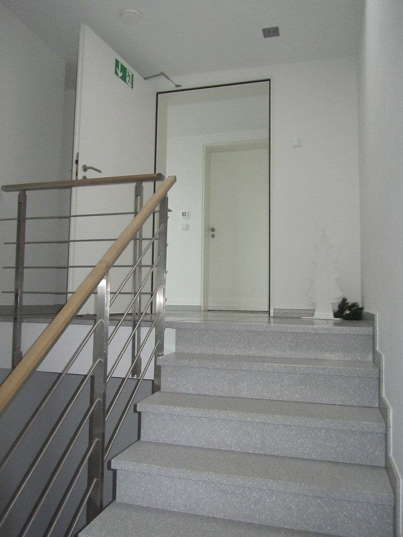 Prenájom bytu 3-izbový 138 m², Walderych 27c, Geilenkirchen, Severné Porýnie - Westfálsko Prenájom bytu 3-izbový 138 m², Walderych 27c, Geilenkirchen, Severné Porýnie - Westfálsko