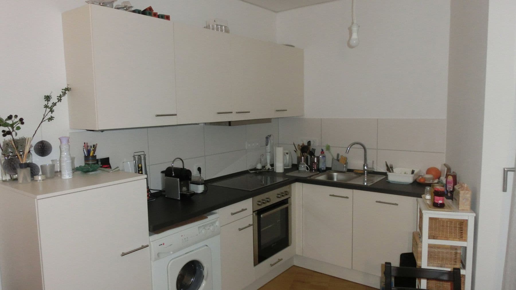 Prenájom bytu 2-izbový 35 m², Am Römerhof 51, Frankfurt, Hesensko Prenájom bytu 2-izbový 35 m², Am Römerhof 51, Frankfurt, Hesensko