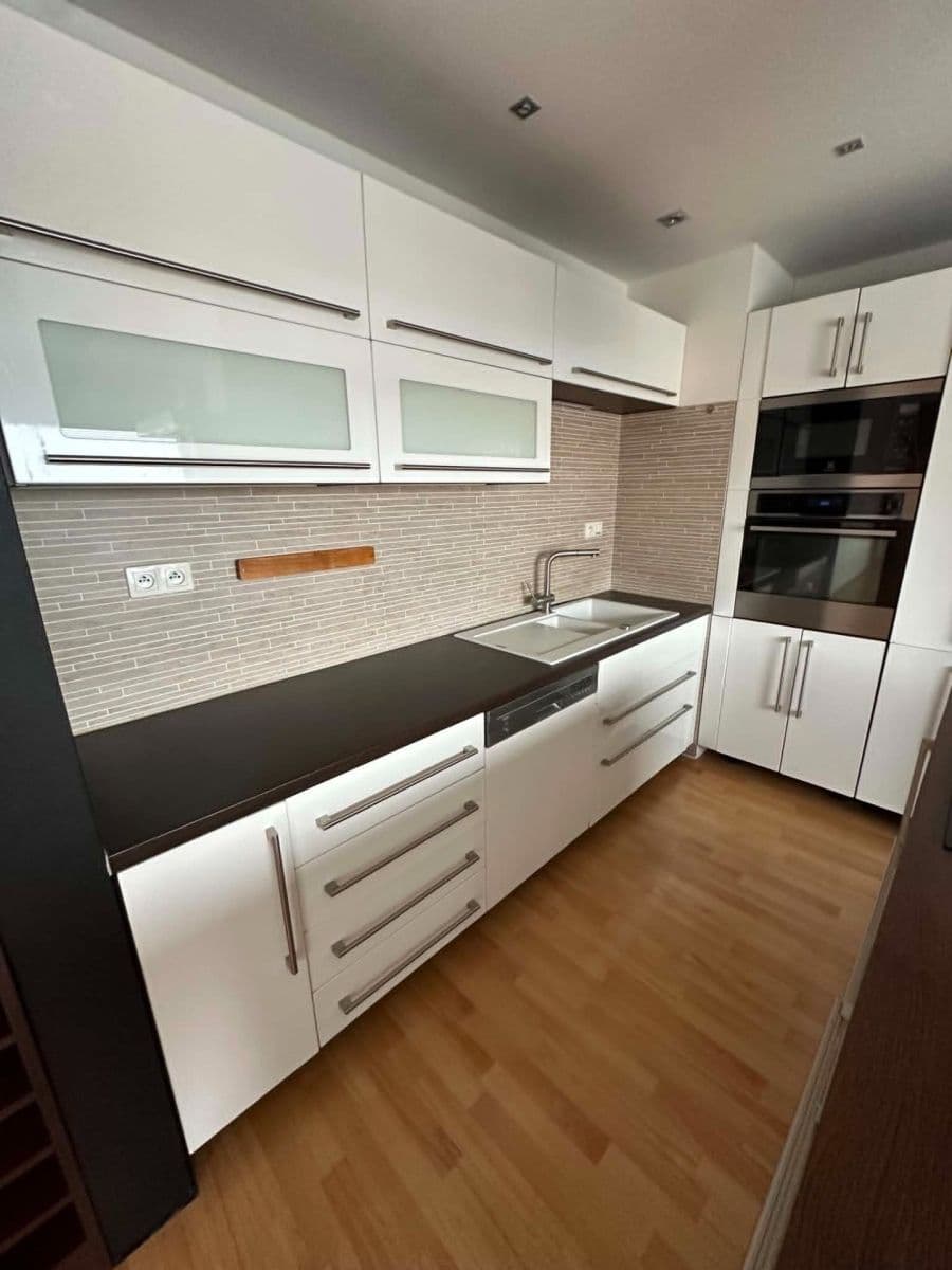 Prenájom bytu 2-izbový 65 m², V Uličce, Brandýs nad Labem-Stará Boleslav, Středočeský kraj Prenájom bytu 2-izbový 65 m², V Uličce, Brandýs nad Labem-Stará Boleslav, Středočeský kraj
