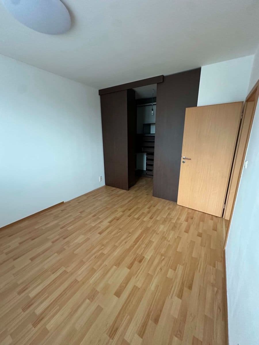 Prenájom bytu 2-izbový 65 m², V Uličce, Brandýs nad Labem-Stará Boleslav, Středočeský kraj Prenájom bytu 2-izbový 65 m², V Uličce, Brandýs nad Labem-Stará Boleslav, Středočeský kraj