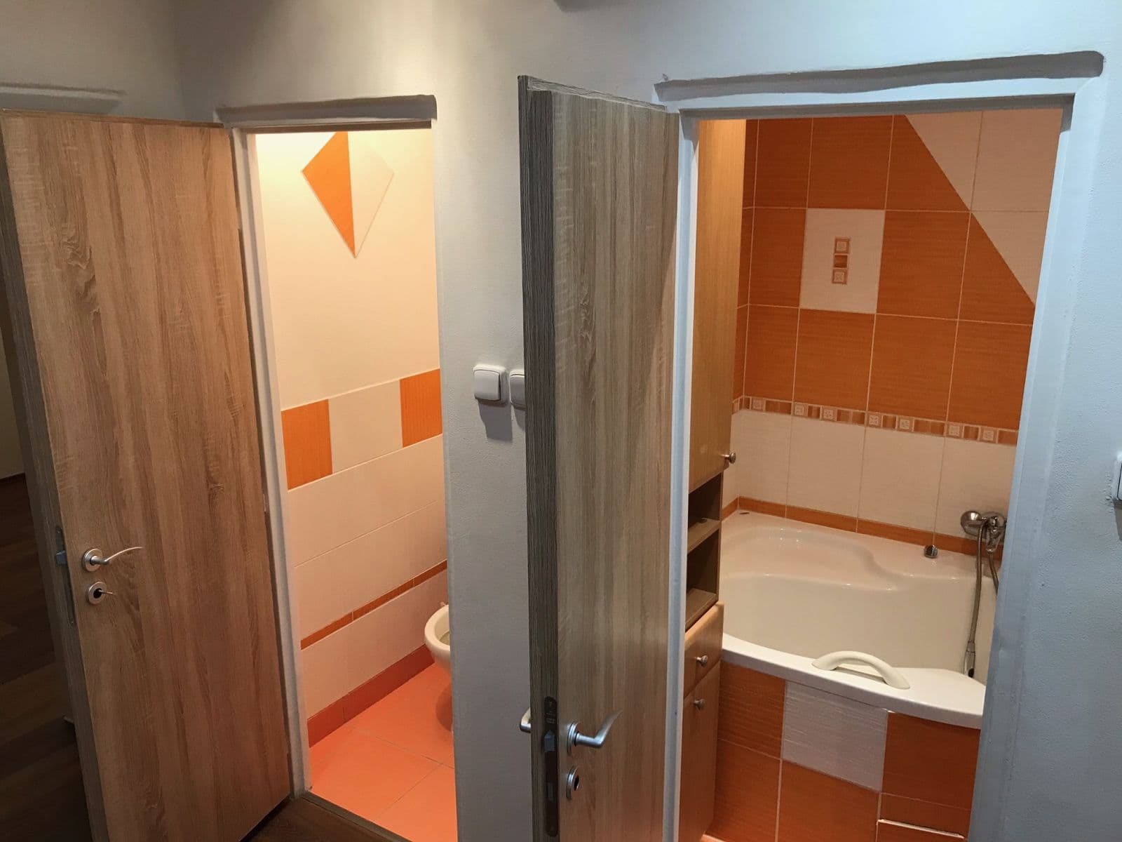 Predaj bytu 2-izbový 52 m², Sokolovská cesta, Teplice, Ústecký kraj Predaj bytu 2-izbový 52 m², Sokolovská cesta, Teplice, Ústecký kraj