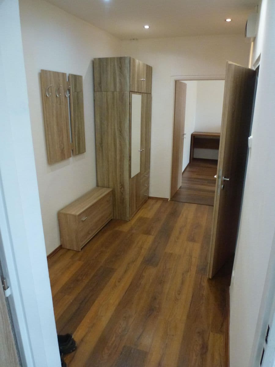 Predaj bytu 2-izbový 52 m², Sokolovská cesta, Teplice, Ústecký kraj Predaj bytu 2-izbový 52 m², Sokolovská cesta, Teplice, Ústecký kraj
