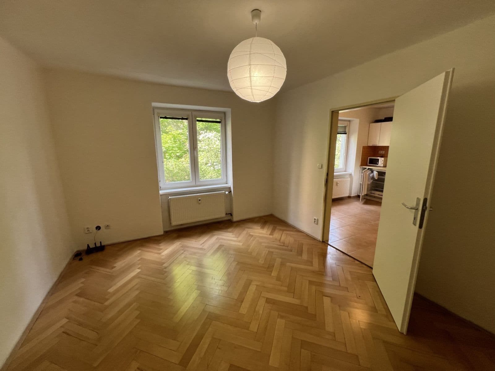 Prenájom bytu 1-izbový 32 m², Partyzánská, Plzeň, Plzeňský kraj Prenájom bytu 1-izbový 32 m², Partyzánská, Plzeň, Plzeňský kraj