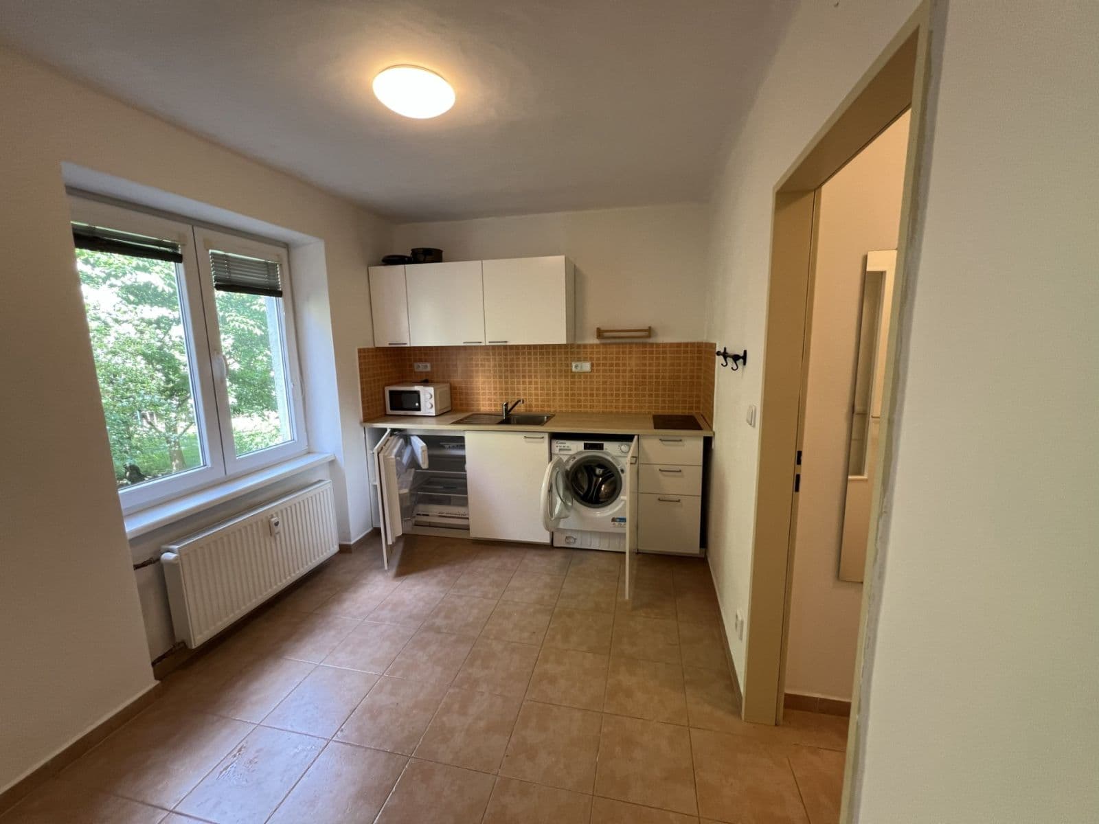 Prenájom bytu 1-izbový 32 m², Partyzánská, Plzeň, Plzeňský kraj Prenájom bytu 1-izbový 32 m², Partyzánská, Plzeň, Plzeňský kraj