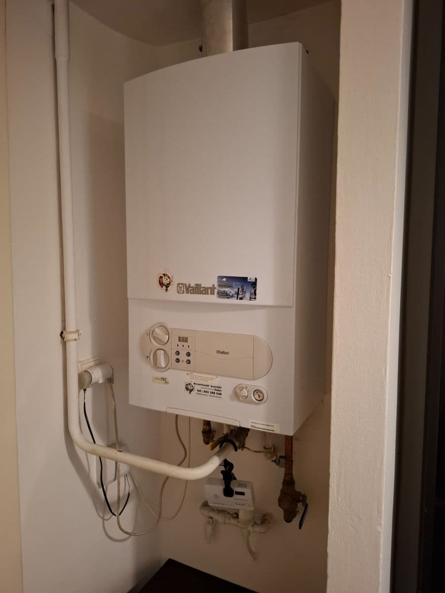 Prenájom bytu 2-izbový 42 m², Na Mlejnku, Praha, Praha Prenájom bytu 2-izbový 42 m², Na Mlejnku, Praha, Praha