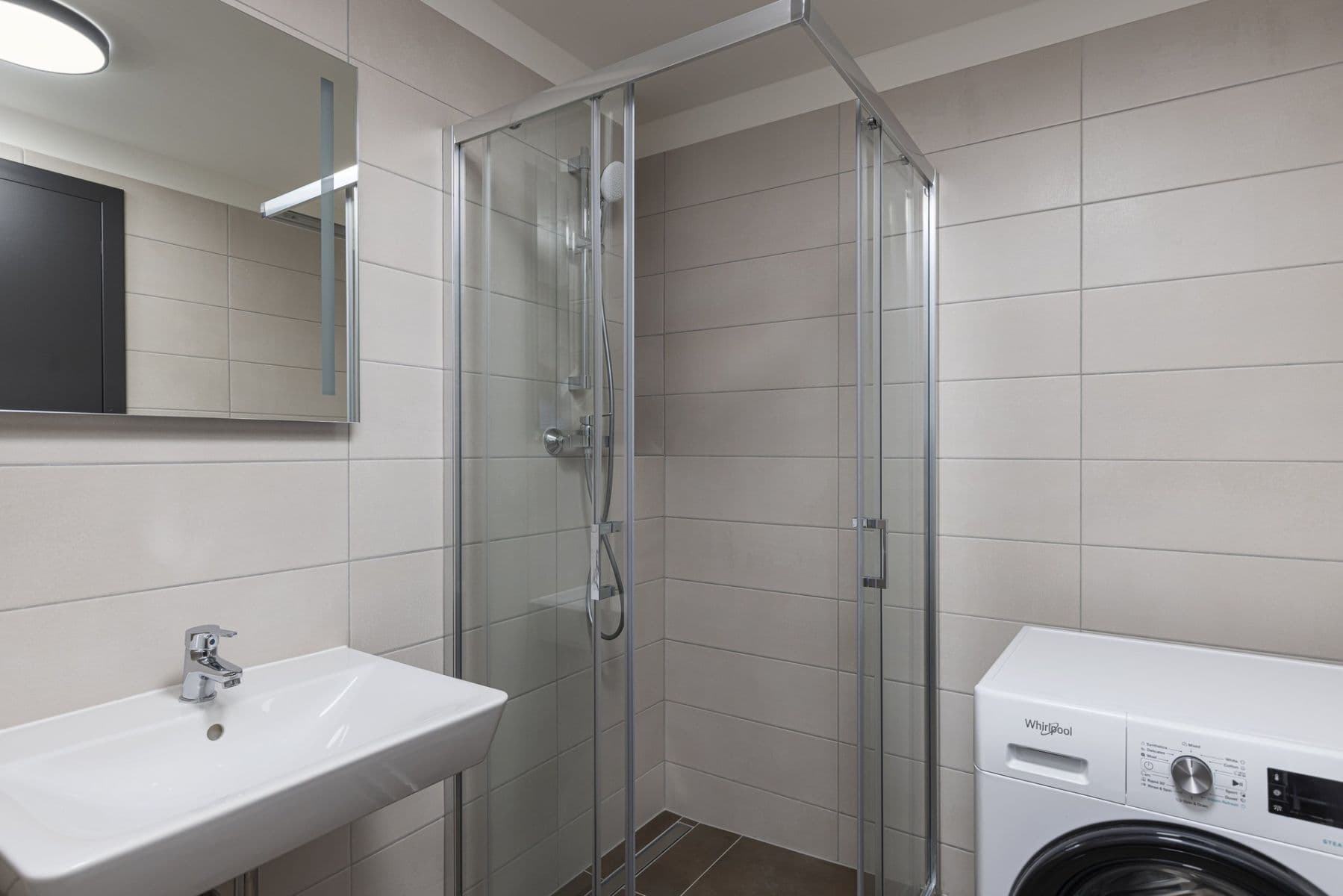 Prenájom bytu 1-izbový 33 m², Poděbradská, Praha, Praha Prenájom bytu 1-izbový 33 m², Poděbradská, Praha, Praha