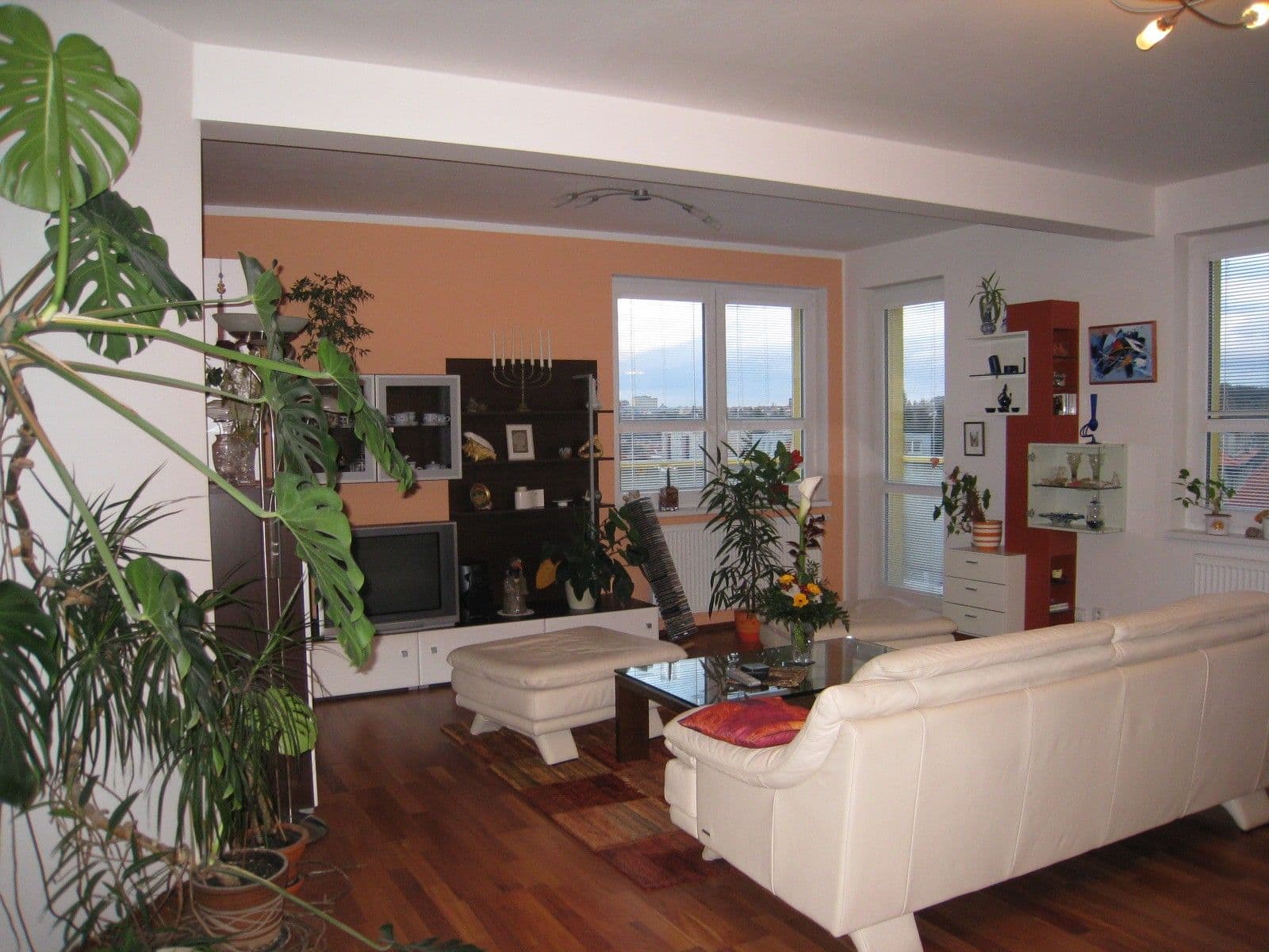 Prenájom bytu 3-izbový 106 m², Pod Cihelnou, Praha, Praha Prenájom bytu 3-izbový 106 m², Pod Cihelnou, Praha, Praha