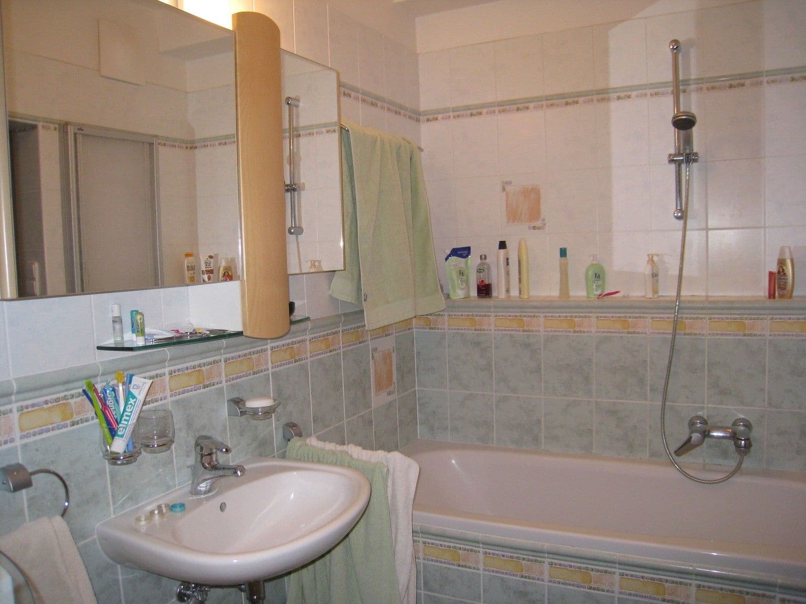 Prenájom bytu 3-izbový 106 m², Pod Cihelnou, Praha, Praha Prenájom bytu 3-izbový 106 m², Pod Cihelnou, Praha, Praha