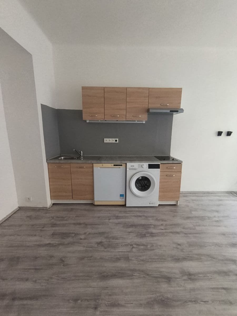 Predaj bytu 1-izbový 30 m², Slezská, Praha, Praha Predaj bytu 1-izbový 30 m², Slezská, Praha, Praha