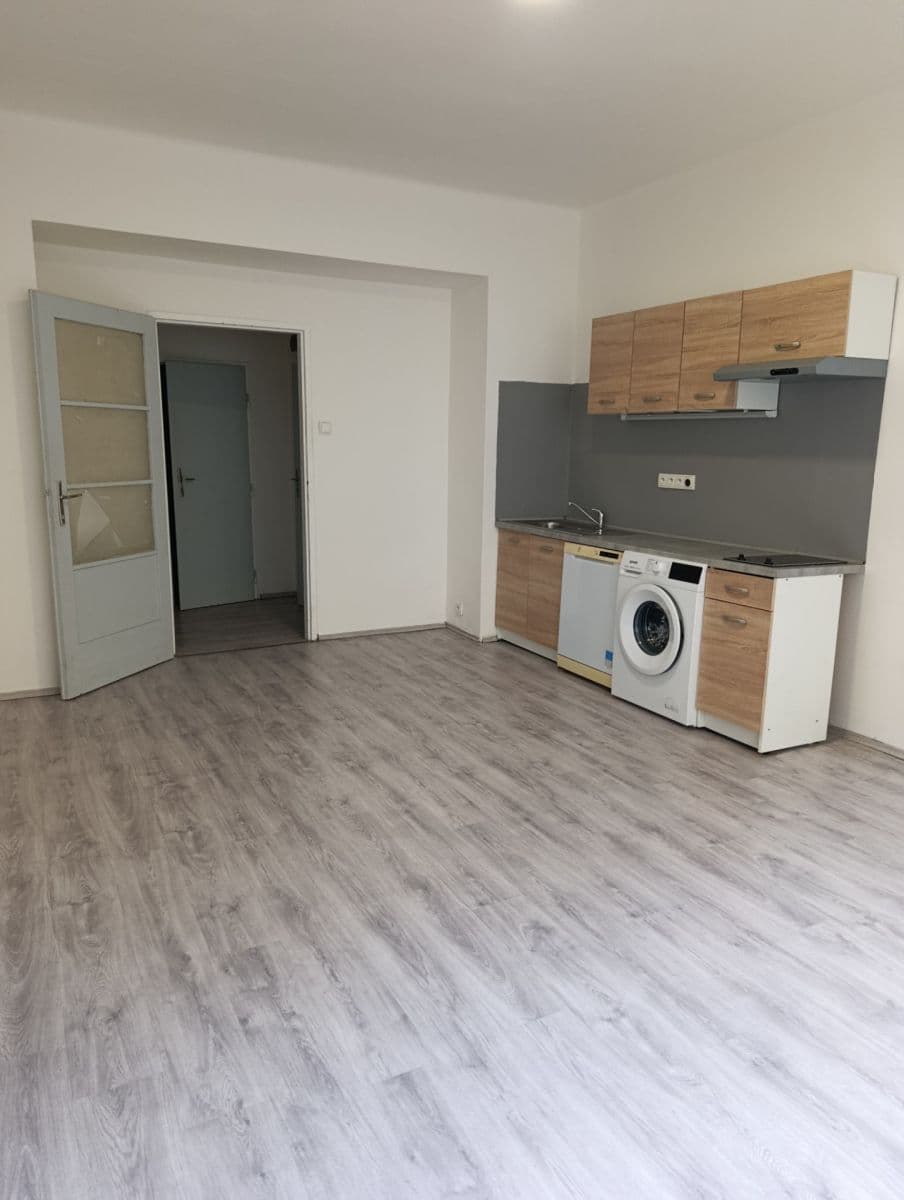 Predaj bytu 1-izbový 30 m², Slezská, Praha, Praha Predaj bytu 1-izbový 30 m², Slezská, Praha, Praha