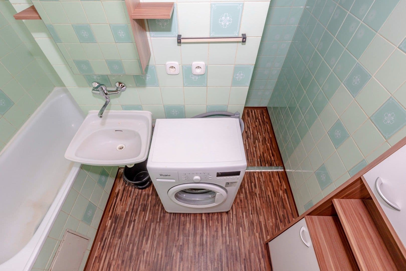 Prenájom bytu 1-izbový 40 m², Rabyňská, Praha, Praha Prenájom bytu 1-izbový 40 m², Rabyňská, Praha, Praha