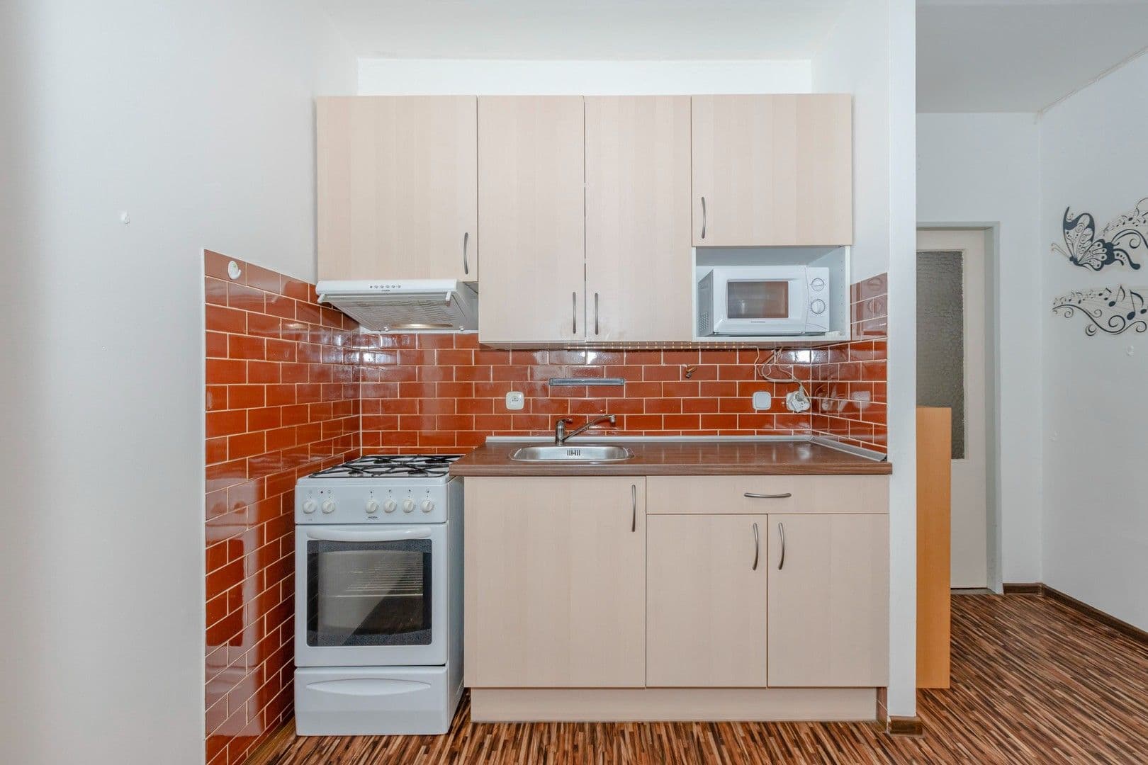 Prenájom bytu 1-izbový 40 m², Rabyňská, Praha, Praha Prenájom bytu 1-izbový 40 m², Rabyňská, Praha, Praha