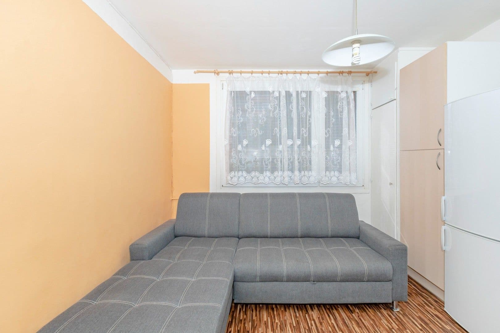 Prenájom bytu 1-izbový 40 m², Rabyňská, Praha, Praha Prenájom bytu 1-izbový 40 m², Rabyňská, Praha, Praha