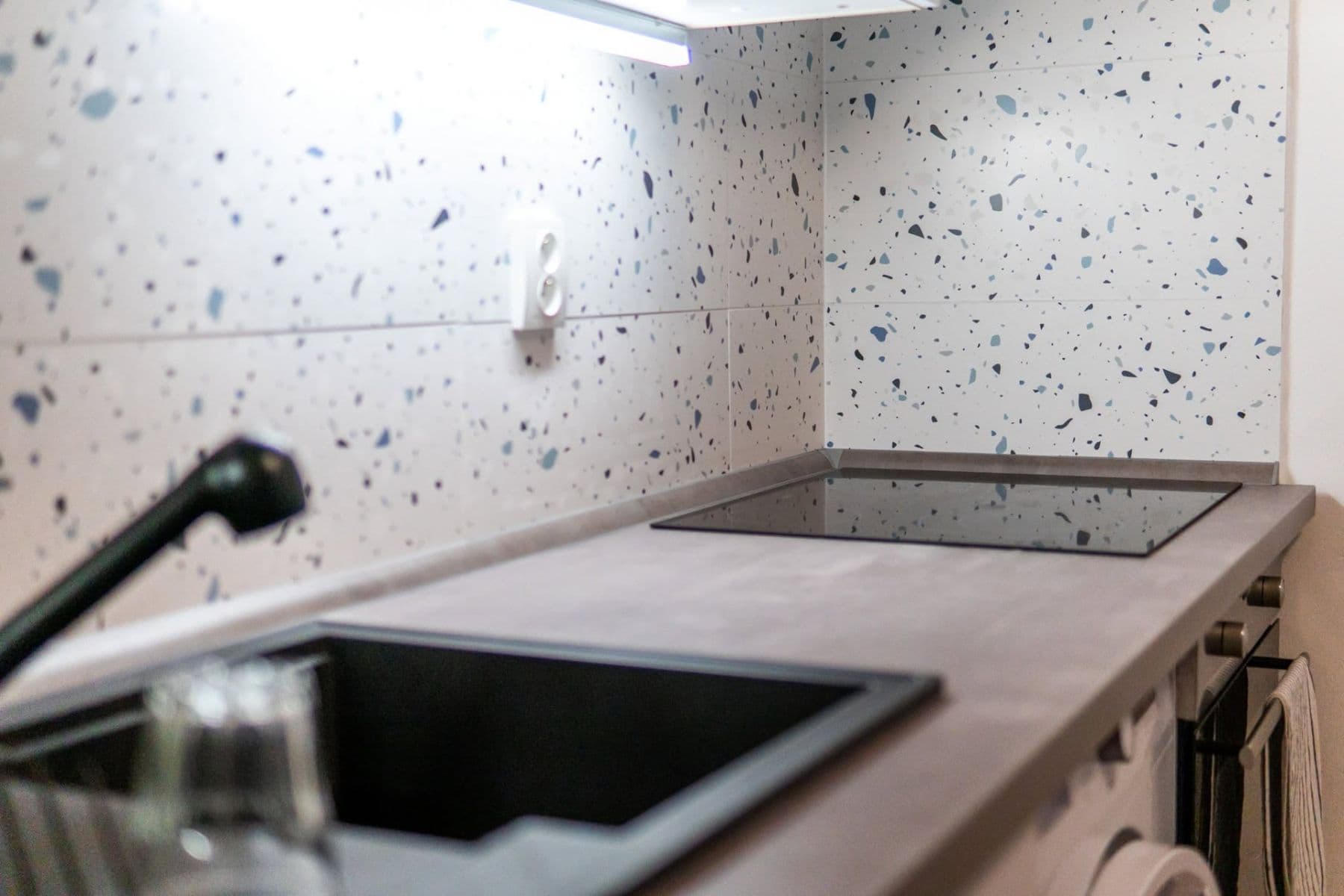 Prenájom bytu 1-izbový 40 m², Jána Bottu, Trnava, Trnavský kraj Prenájom bytu 1-izbový 40 m², Jána Bottu, Trnava, Trnavský kraj