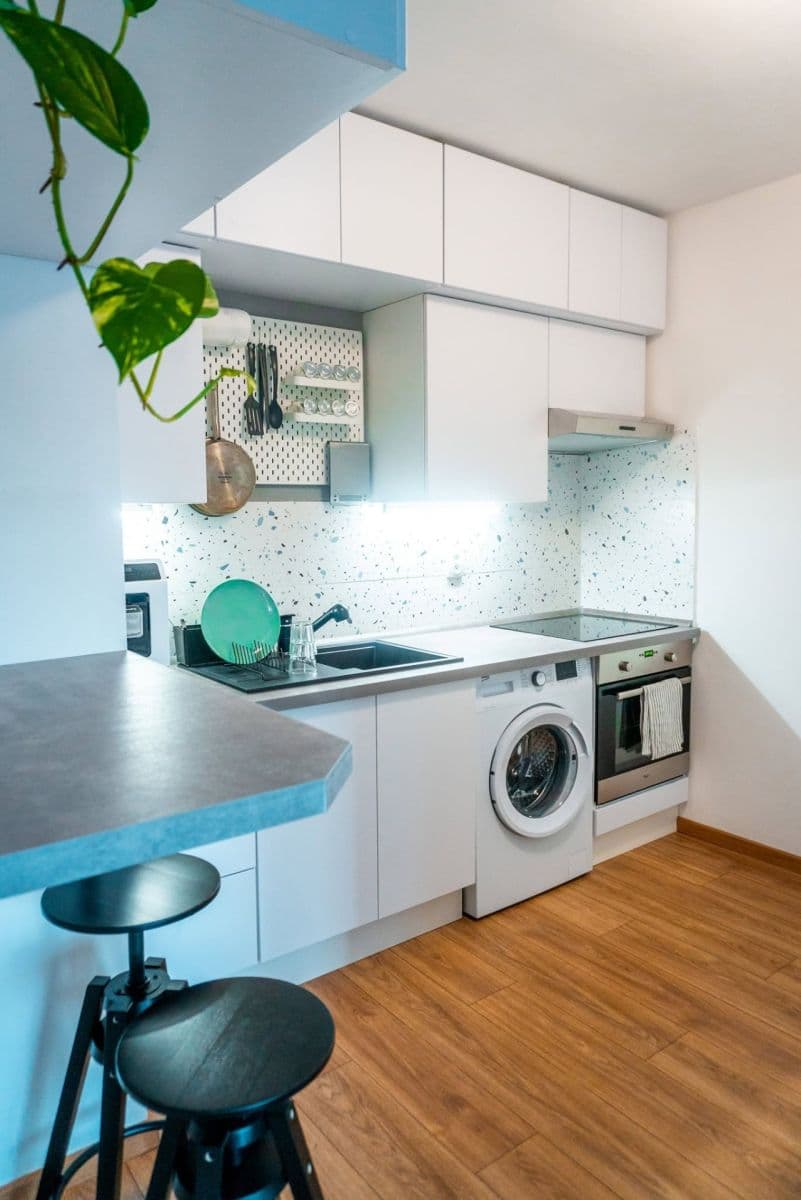 Prenájom bytu 1-izbový 40 m², Jána Bottu, Trnava, Trnavský kraj Prenájom bytu 1-izbový 40 m², Jána Bottu, Trnava, Trnavský kraj