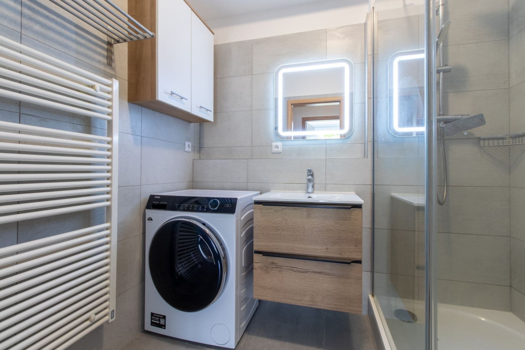 Prenájom bytu 3-izbový 79 m², Sicherova, Praha, Praha Prenájom bytu 3-izbový 79 m², Sicherova, Praha, Praha