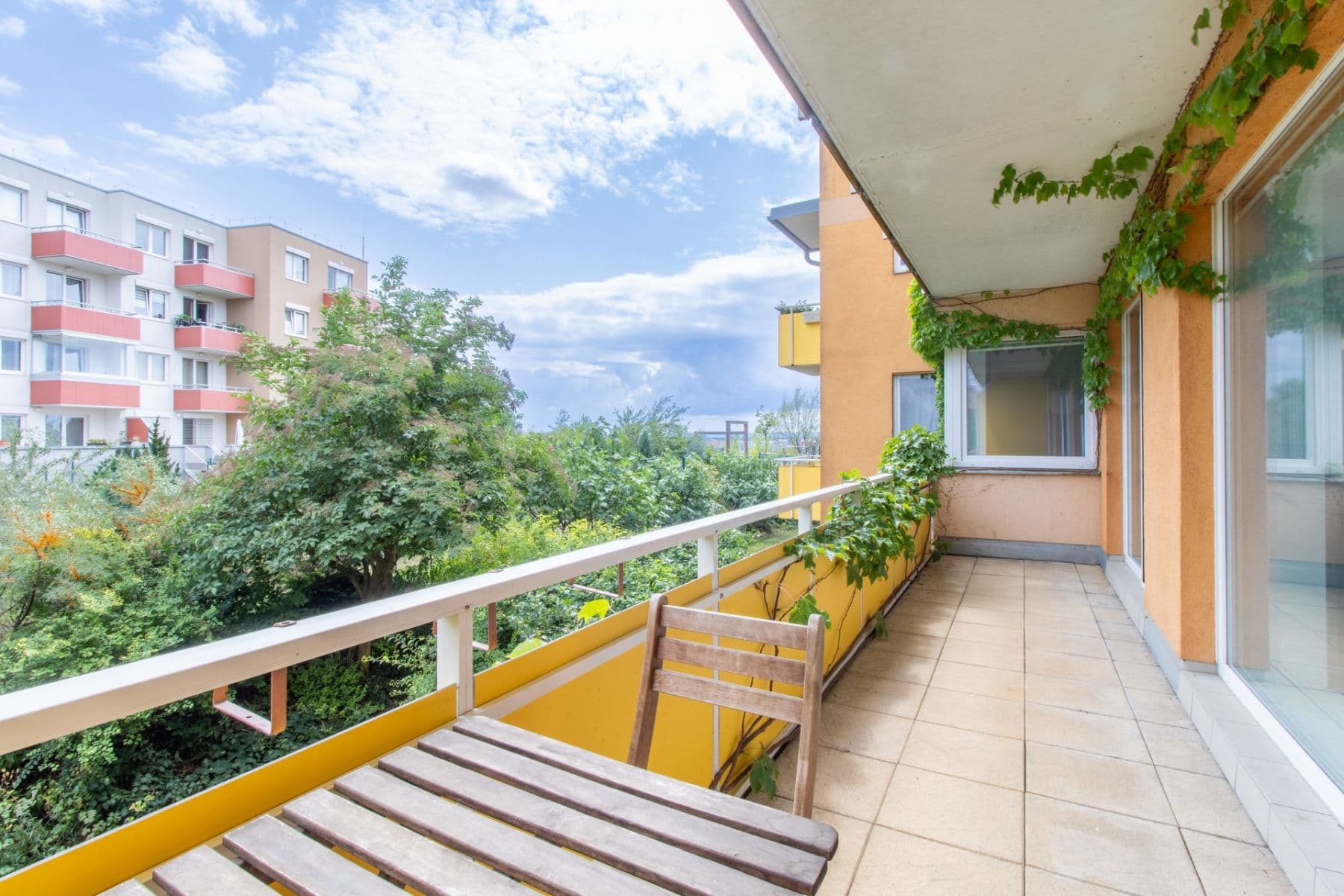 Prenájom bytu 3-izbový 79 m², Sicherova, Praha, Praha Prenájom bytu 3-izbový 79 m², Sicherova, Praha, Praha