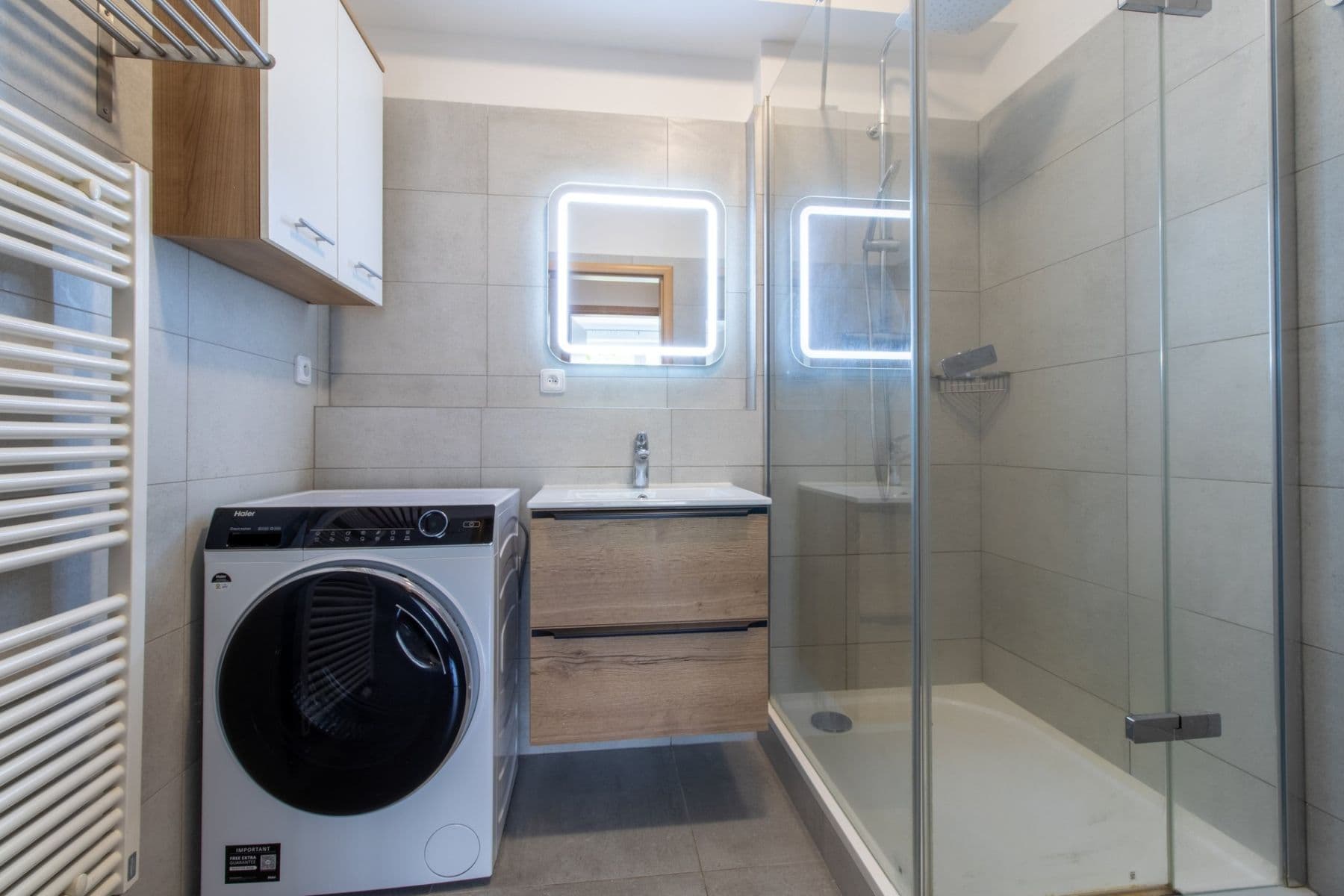 Prenájom bytu 3-izbový 79 m², Sicherova, Praha, Praha Prenájom bytu 3-izbový 79 m², Sicherova, Praha, Praha