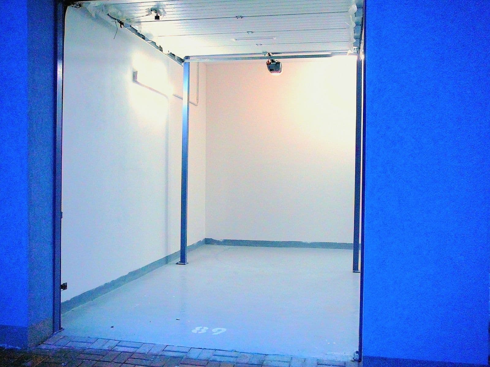Predaj garáže 17 m², Praha, Praha Predaj garáže 17 m², Praha, Praha