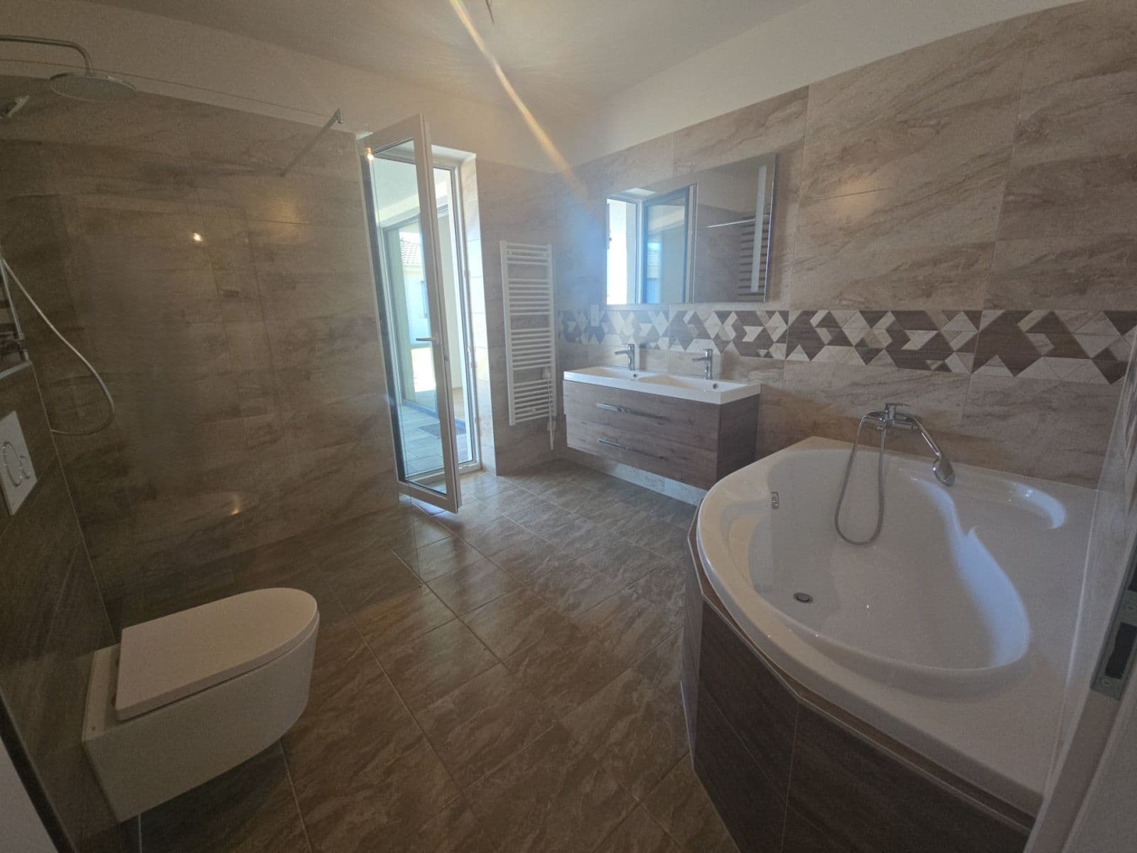 Predaj domu 156 m², pozemok 768 m², Krhovice, Jihomoravský kraj Predaj domu 156 m², pozemok 768 m², Krhovice, Jihomoravský kraj