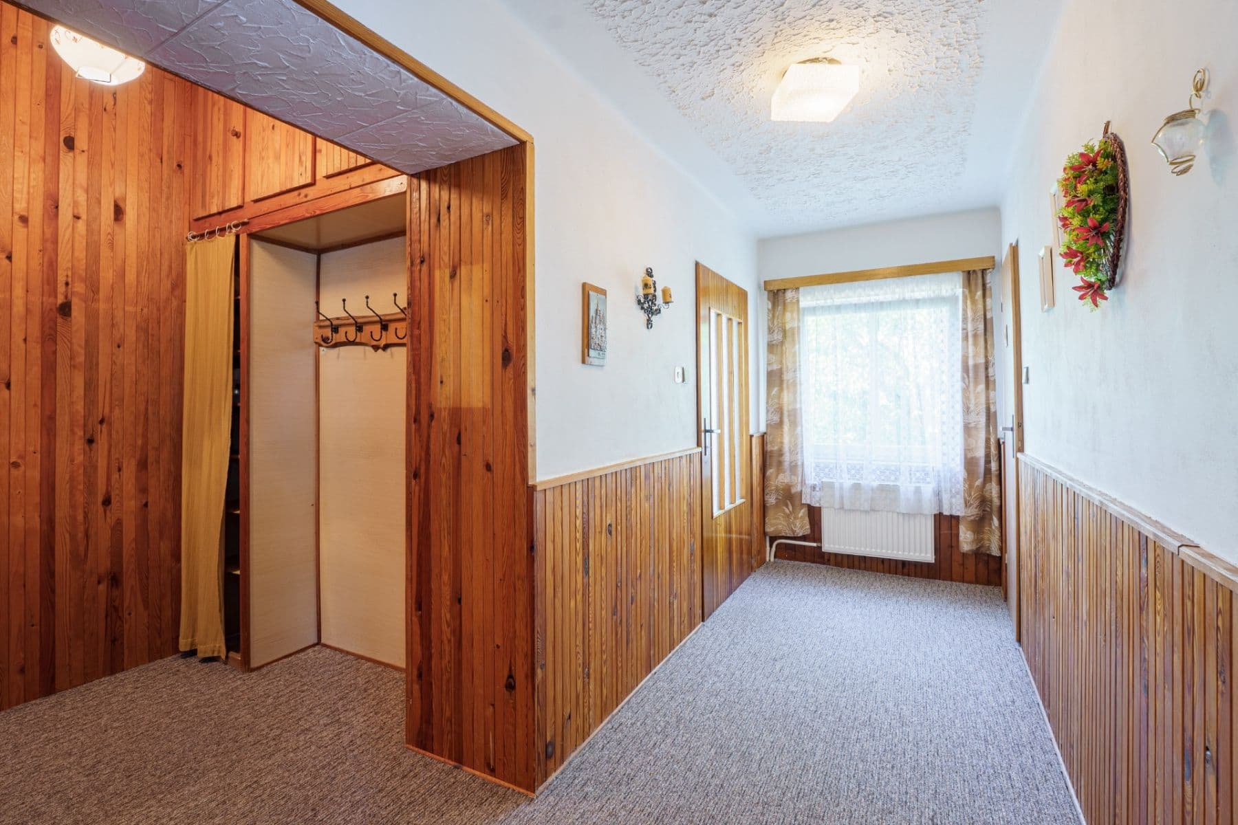 Predaj domu 173 m², pozemok 799 m², Dobrovského, Čelákovice, Středočeský kraj Predaj domu 173 m², pozemok 799 m², Dobrovského, Čelákovice, Středočeský kraj