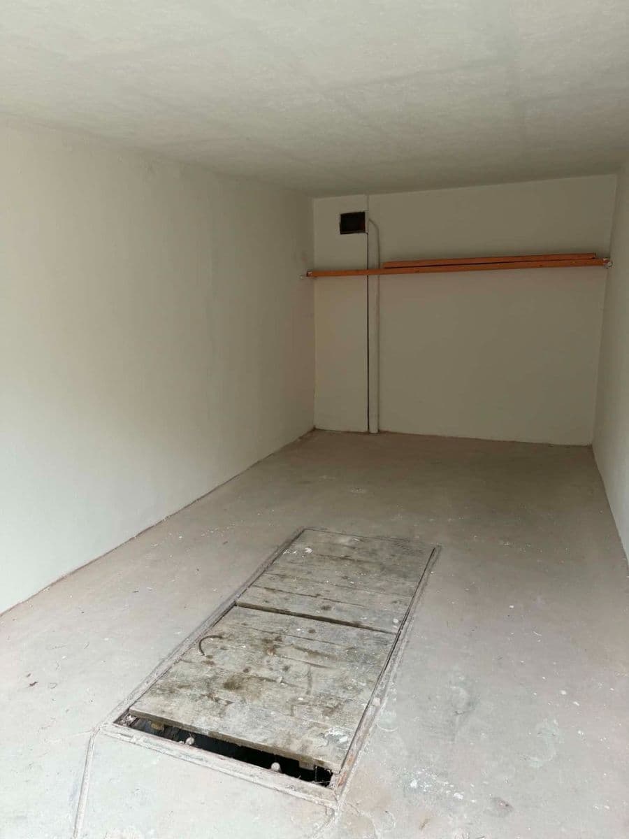 Predaj garáže 19 m², Zličská, Kolín, Středočeský kraj Predaj garáže 19 m², Zličská, Kolín, Středočeský kraj