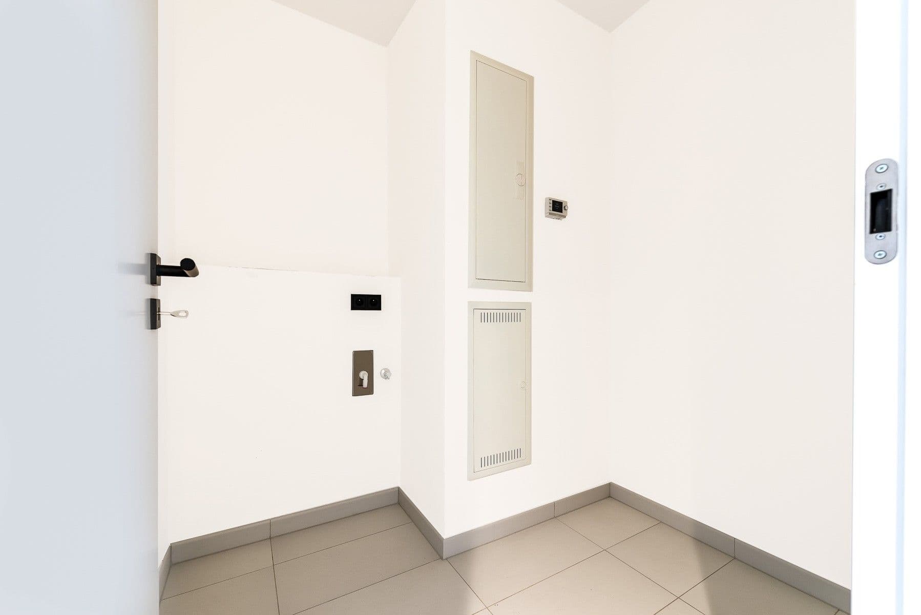 Predaj bytu 3-izbový 92 m², Grafická, Praha, Praha Predaj bytu 3-izbový 92 m², Grafická, Praha, Praha