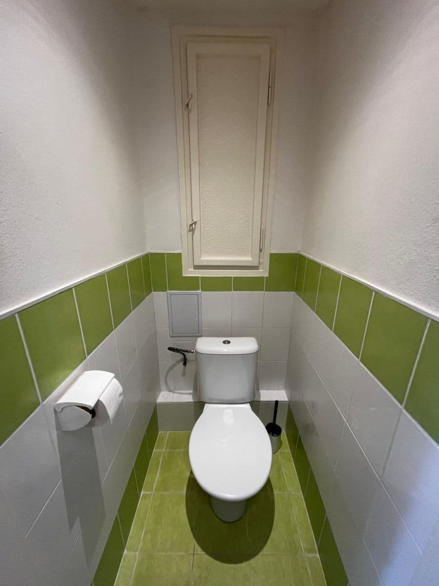 Prenájom bytu 2-izbový 55 m², Biskupcova, Praha, Praha Prenájom bytu 2-izbový 55 m², Biskupcova, Praha, Praha