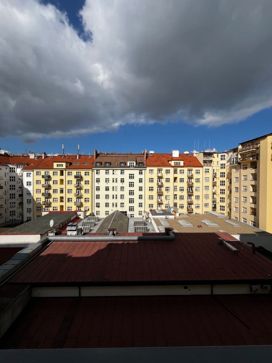 Prenájom bytu 2-izbový 55 m², Biskupcova, Praha, Praha Prenájom bytu 2-izbový 55 m², Biskupcova, Praha, Praha