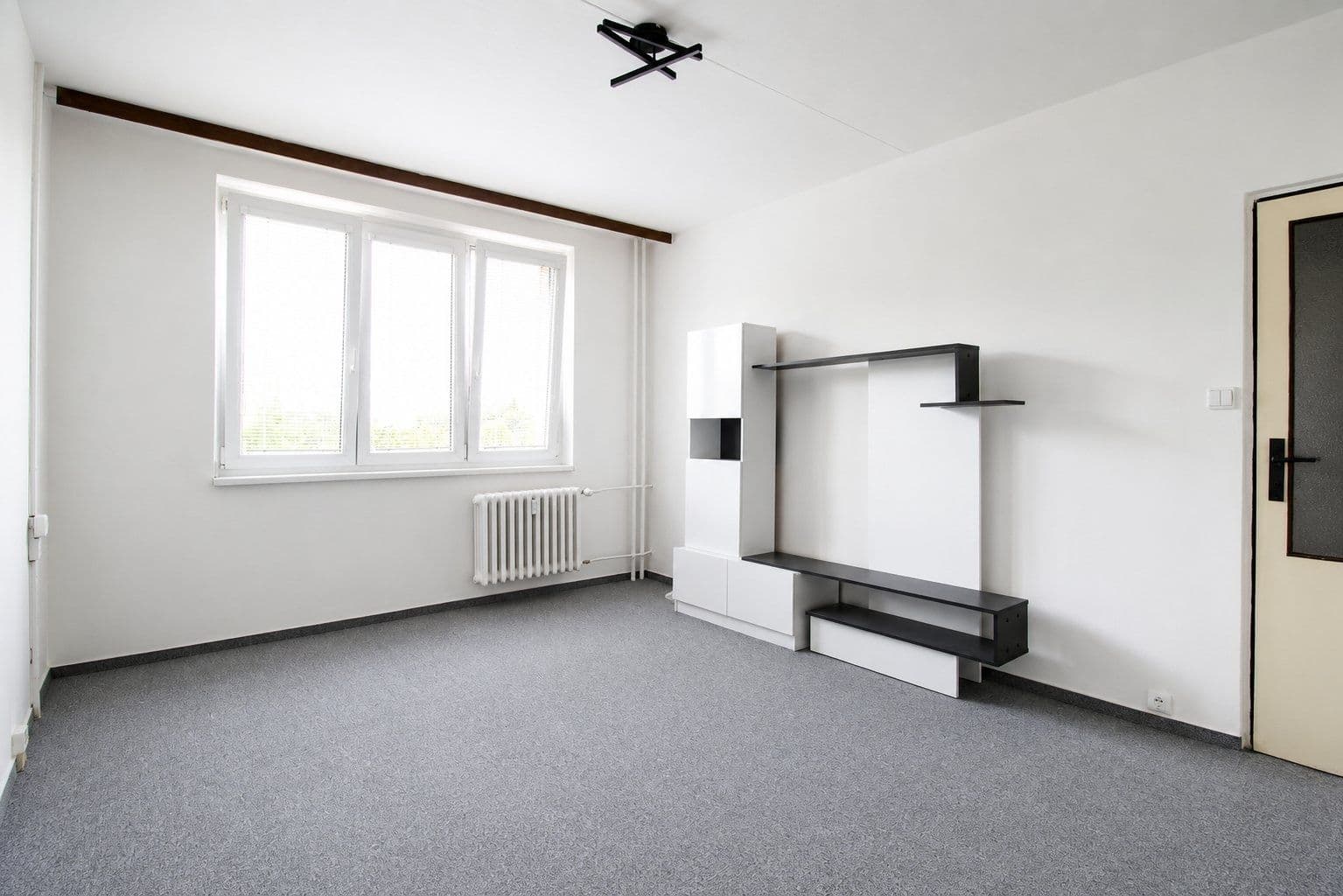 Prenájom bytu 2-izbový 53 m², Liškova, Praha, Praha Prenájom bytu 2-izbový 53 m², Liškova, Praha, Praha