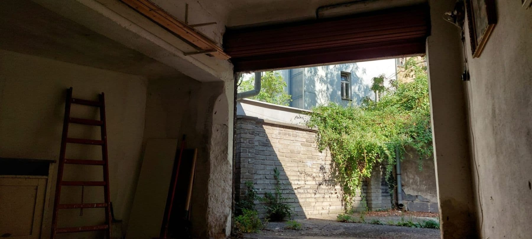 Prenájom garáže 21 m², Praha, Praha Prenájom garáže 21 m², Praha, Praha